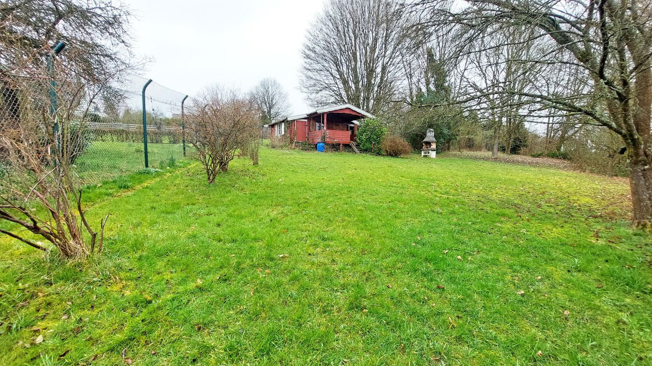 Schönes Baugrundstück in ruhigem Wohngebiet!