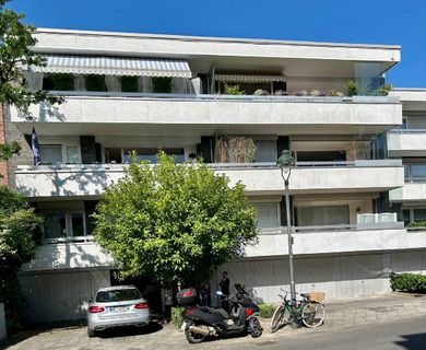 Großzügige Zwei Raum Terrassenwohnung in Top Lage von Düsseldorf Oberkassel, Keine Käuferprovision!