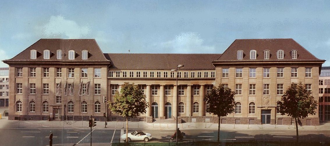 *PROVISIONSFREI* ca. 570 m² Bürofläche, Do-City am Hauptbahnhof (historisches Gebäude) zu vermieten!