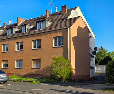 6-Parteien-Haus mit 6 Garagen in Mönchengladbach-Bettrath