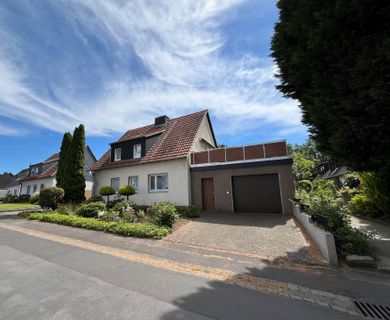 Gepflegtes 2-Familienhaus mit großem Garten