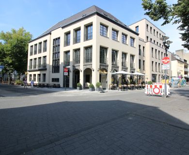 ZENTRAL, MODERN, NEUBAU. BÜROFLÄCHE MIT TRADITIONSCHARAKTER