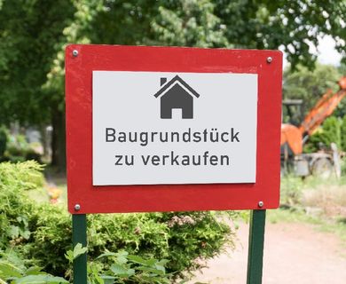 EINMALIGE GELEGENHEIT! BAUGRUNDSTÜCK IM BEGEHRTEN KREFELDER STADTTEIL LINN ZU KAUFEN.