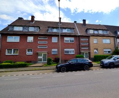 im BIETVERFAHREN, Startpreis: EUR 710.000,- 2 MFH mit Garagen