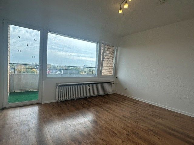 2-ZIMMERWOHNUNG MIT BALKON ZU VERMIETEN!