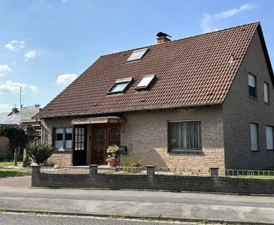 Kapitalanlage – Zweifamilienhaus in Werl Büderich