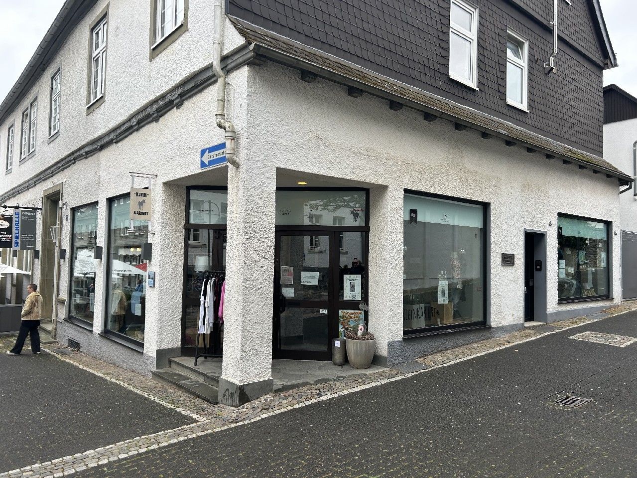 Eingangsbereich/Schaufenster