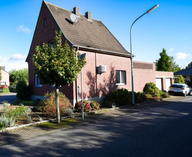 Charmantes Einfamilienhaus mit Wintergarten und traumhaftem Gartenblick!